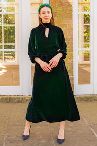 Thea dress front view Green Velvet