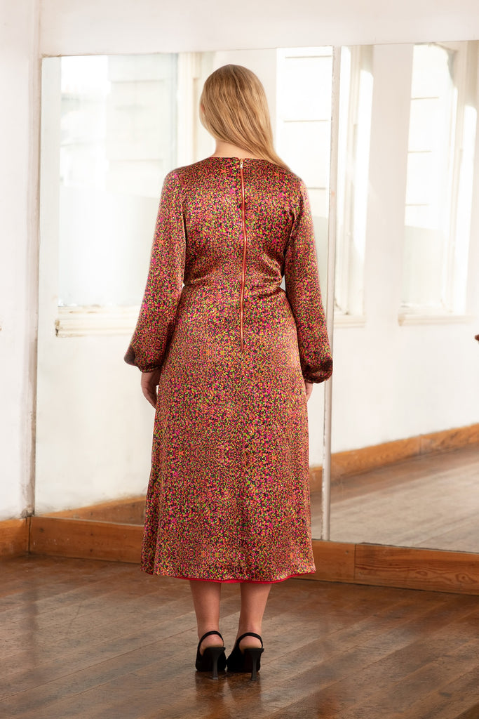 Light Raspberry Satin Sheets Reversible Amelia Silk Satin Dress Neon Light/Raspberry Pink – Isabel Manns