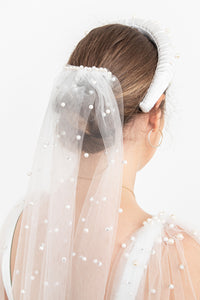 Pearl Tulle Two Tier Short Veil